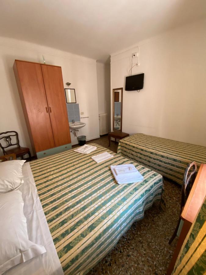Hotel Primavera サンレモ エクステリア 写真